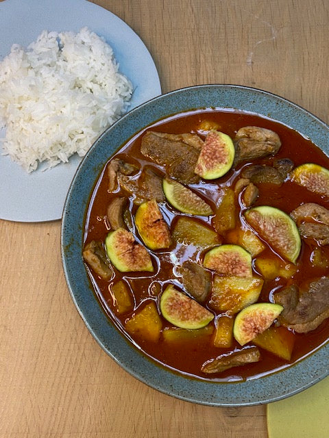 Duck Panang with pineapple and fig