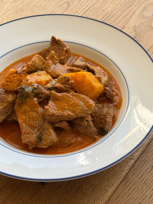 20-minutes beef panang curry